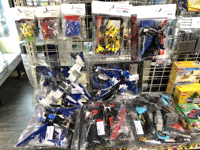 LEGOコーナーの端っこに、新しく『テンカイナイト』組み立て済み現状品コーナーが爆誕しました〜〜〜👏🥳🥳LEGOとの互換 LEGOコーナーの端っこに、新しく『テンカイナイト』組み立て済み現状品コーナーが爆誕しました〜〜〜👏🥳🥳LEGOとの互換