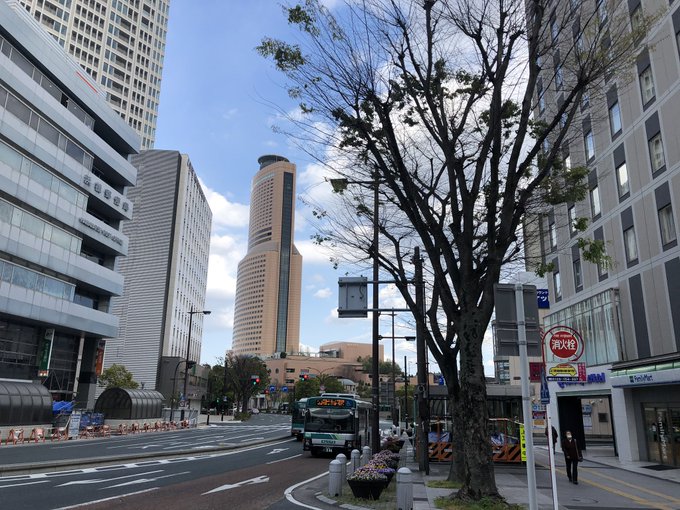 【 #planetarian 聖地巡礼スポット・鍛冶町通り】「ダイワなんちゃらホテル」の辺りです。屑屋が飛び出てくる地下 【 #planetarian 聖地巡礼スポット・鍛冶町通り】「ダイワなんちゃらホテル」の辺りです。屑屋が飛び出てくる地下