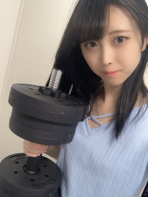 ダンベル何キロ持てる??? ダンベル何キロ持てる???