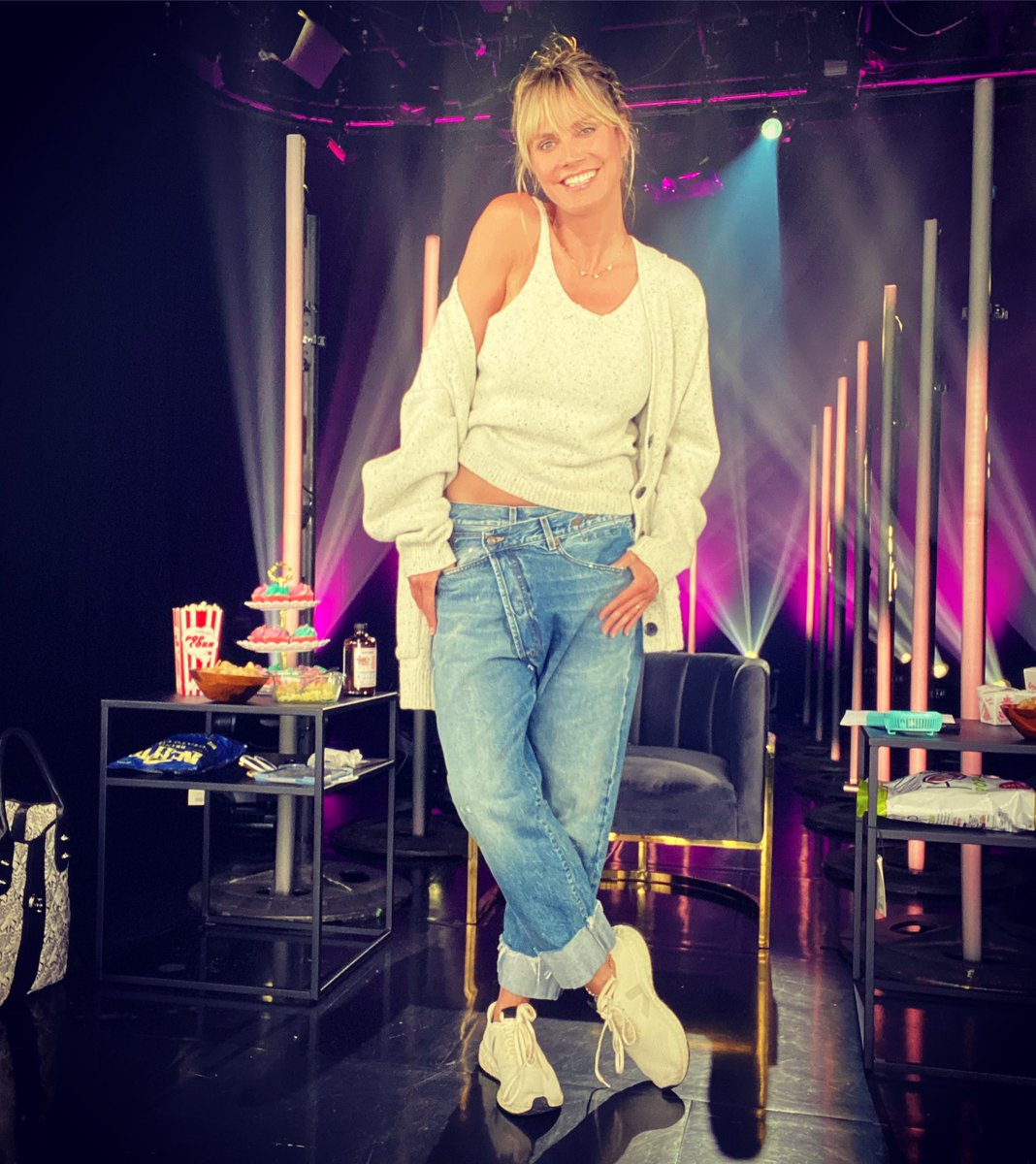 Rehersal today for tomorrows GNTM Finale 
...wearing @tibi  and @r13 
❤️🤪 