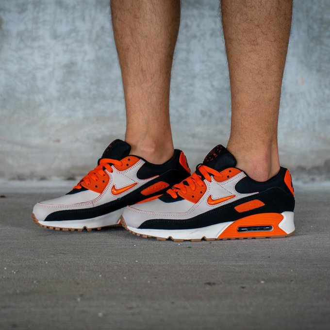 6/6発売予定!ナイキ エア マックス 90 "ホーム & アウェイ" "ホワイト/オレンジ" (NIKE AI 6/6発売予定!ナイキ エア マックス 90 "ホーム & アウェイ" "ホワイト/オレンジ" (NIKE AI