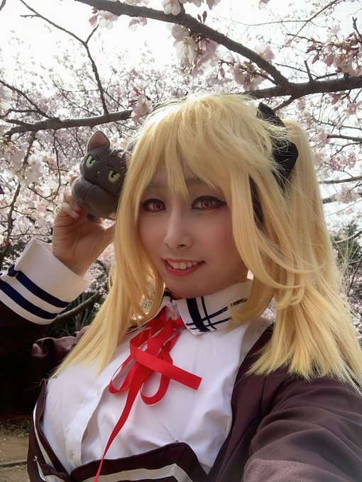 コスプレ出来てないので手持ちのノラとと自撮り貼ってお茶を濁すね コスプレ出来てないので手持ちのノラとと自撮り貼ってお茶を濁すね