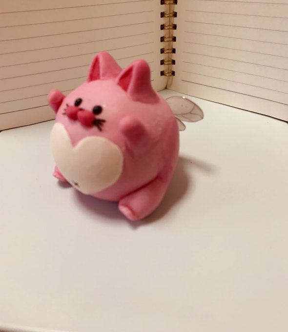 友人にダメプリを布教された結果我が家にグリまるが召喚された。#ダメプリ #樹脂粘土 友人にダメプリを布教された結果我が家にグリまるが召喚された。#ダメプリ #樹脂粘土