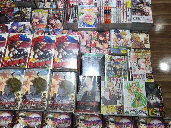 鬼滅の刃の他にもジャンプコミックはたくさん入荷してます❗️❗️「約束のネバーランド」19巻「Dr.STONE」16巻「僕 鬼滅の刃の他にもジャンプコミックはたくさん入荷してます❗️❗️「約束のネバーランド」19巻「Dr.STONE」16巻「僕