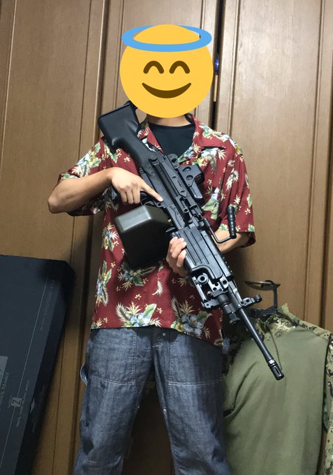 夏用に赤いアロハ買ったんですけどどっからどう見ても某ヨルムンガンドの某オーケストラですありがとうございました 夏用に赤いアロハ買ったんですけどどっからどう見ても某ヨルムンガンドの某オーケストラですありがとうございました