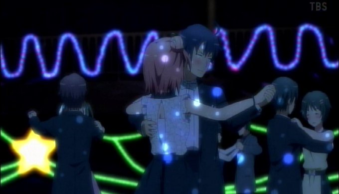 そろそろ寝ますね~俺ガイルの画像の中でダンスシーンを見たとき、競技ダンスが題材のアニメを思い出した。「ボールルームへよう そろそろ寝ますね~俺ガイルの画像の中でダンスシーンを見たとき、競技ダンスが題材のアニメを思い出した。「ボールルームへよう