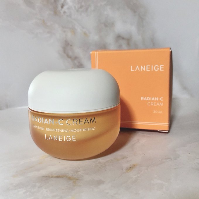 Qoo10様から #LANEIGE のラディアンCクリームを頂きました!低刺激のビタミンクリームで、潜在シミや光によるダ Qoo10様から #LANEIGE のラディアンCクリームを頂きました!低刺激のビタミンクリームで、潜在シミや光によるダ