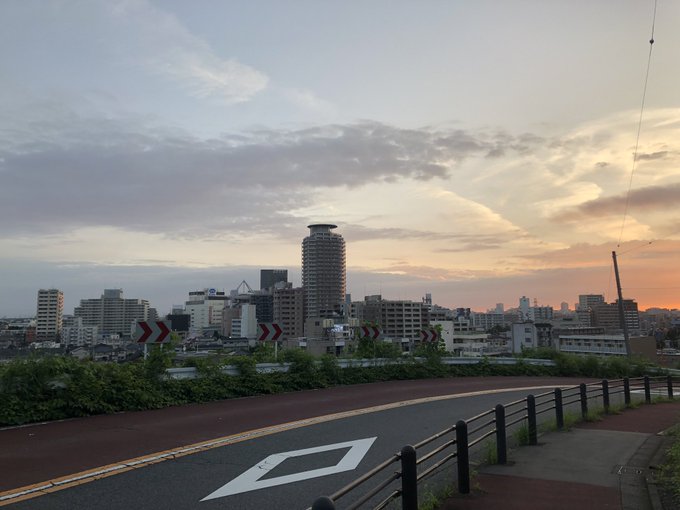 早朝から耳すまと一週間フレンズの聖地、聖蹟桜ヶ丘に行ってきた風が気持ち良すぎて優勝した 早朝から耳すまと一週間フレンズの聖地、聖蹟桜ヶ丘に行ってきた風が気持ち良すぎて優勝した