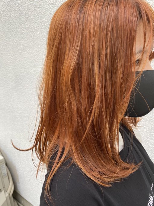 🍊🧡最近シェアハウスHASH196に入居してきた、アッシュにカラーしてもらったー!!!☺️🧡今日8時ツイキャス配信しよー 🍊🧡最近シェアハウスHASH196に入居してきた、アッシュにカラーしてもらったー!!!☺️🧡今日8時ツイキャス配信しよー