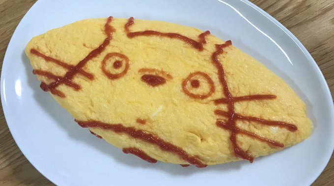 今週のオムレツチャレンジ!「トトロ」を描いてみました🍃病院の窓際にとうもころしが置いてあって、エンディングの曲が流れ出す 今週のオムレツチャレンジ!「トトロ」を描いてみました🍃病院の窓際にとうもころしが置いてあって、エンディングの曲が流れ出す