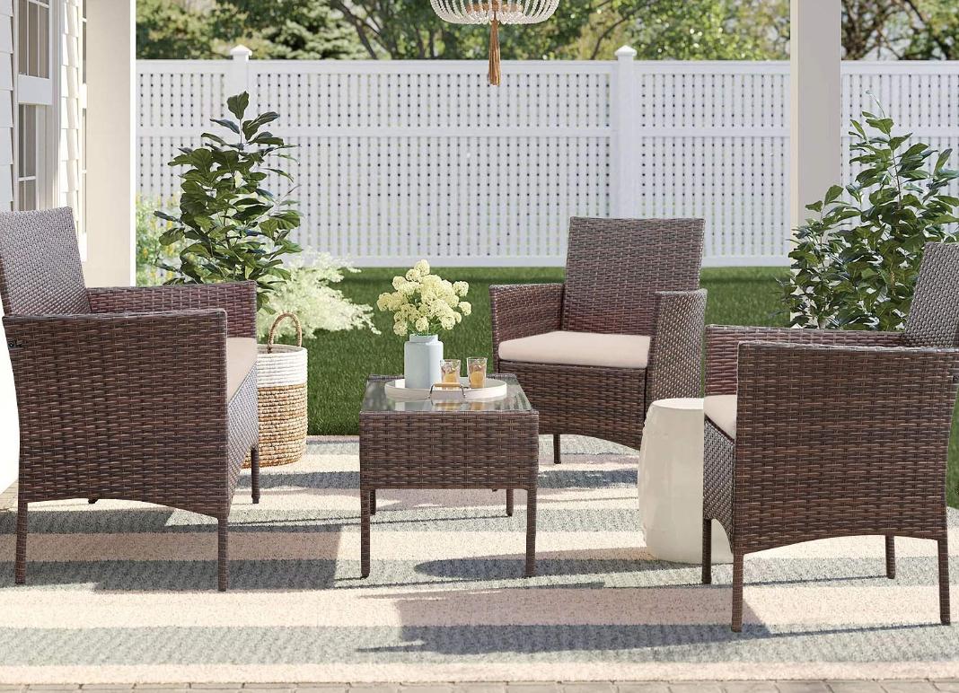 Outdoor Patio Furniture 4 pc set - $168.87 (reg. $250) + free shipping →...