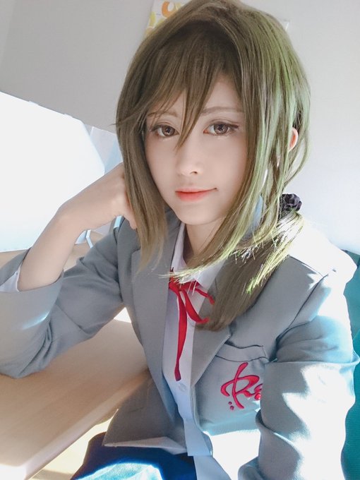 自撮りしててしっくりきて嬉しかったやつ。懐かしい……月刊少女野崎くん / 瀬尾結月#gunzyoucos 自撮りしててしっくりきて嬉しかったやつ。懐かしい……月刊少女野崎くん / 瀬尾結月#gunzyoucos