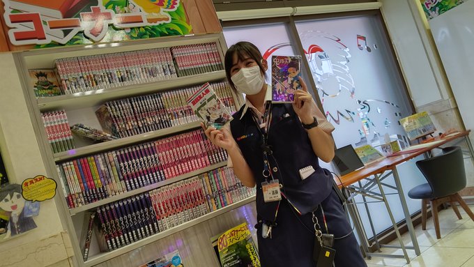 こんにちは(^^♪ドキわく長後の菅野です!当店のマンガコーナーに新しいマンガが登場しました♪「鬼滅の刃」や「夏目友人帳」 こんにちは(^^♪ドキわく長後の菅野です!当店のマンガコーナーに新しいマンガが登場しました♪「鬼滅の刃」や「夏目友人帳」