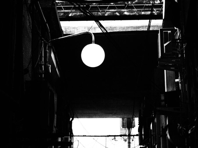 お散歩スナップ#写真好きな人と繋がりたい #街撮り #スナップ写真 #モノクローム お散歩スナップ#写真好きな人と繋がりたい #街撮り #スナップ写真 #モノクローム