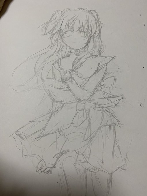 ポーズ変更...💦いやむずい...まだまだラフ画です。ぱぱっと2時間ほどで色塗りまで終えるつもりがもう23時やんか... ポーズ変更...💦いやむずい...まだまだラフ画です。ぱぱっと2時間ほどで色塗りまで終えるつもりがもう23時やんか...