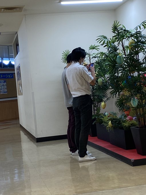 「どうして君たちはいつも煮詰まってるんだい?」って聞いたらね。『いや煮詰めてんだよ!』だって。一騎当千、今夜もヨロシク。 「どうして君たちはいつも煮詰まってるんだい?」って聞いたらね。『いや煮詰めてんだよ!』だって。一騎当千、今夜もヨロシク。
