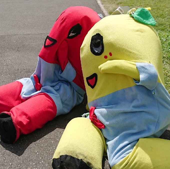 近いのがコミケしかなかったけどグラビアふなっしー撮影やってた#みなさん去年の今頃はなんのコスしてましたか 近いのがコミケしかなかったけどグラビアふなっしー撮影やってた#みなさん去年の今頃はなんのコスしてましたか