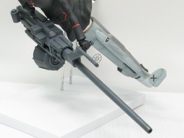 オイラのハイデマリーが持つMG151/20はプラ板細工でバリバリの手原型。頑張って1/8スケールで作りました。照準リング オイラのハイデマリーが持つMG151/20はプラ板細工でバリバリの手原型。頑張って1/8スケールで作りました。照準リング