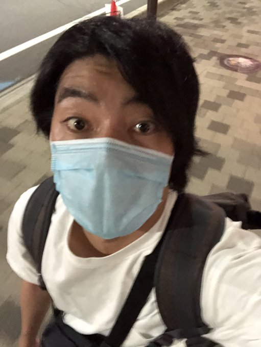 幕末天狼傳2日目も無事終了!ご来場、そしてご視聴ありがとうございました!ウィッグ被ってるので髪が割れ割れです。明日はマチ 幕末天狼傳2日目も無事終了!ご来場、そしてご視聴ありがとうございました!ウィッグ被ってるので髪が割れ割れです。明日はマチ