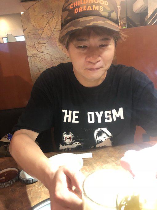 川崎のギャングスタことヒサエダさんと4年越しのサシ飲みです(1時間半待ちました(´・_・`)) 川崎のギャングスタことヒサエダさんと4年越しのサシ飲みです(1時間半待ちました(´・_・`))