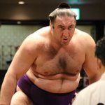 Eilk2KXUwAAk2nm.jpg:thumb