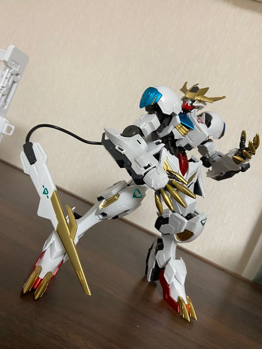 #ガンプラ好きと繋がりたい #鉄血のオルフェンズ #ガンプラ 塗装2回目です。塗装にはガンダムマーカーエアブラシを使いま #ガンプラ好きと繋がりたい #鉄血のオルフェンズ #ガンプラ 塗装2回目です。塗装にはガンダムマーカーエアブラシを使いま