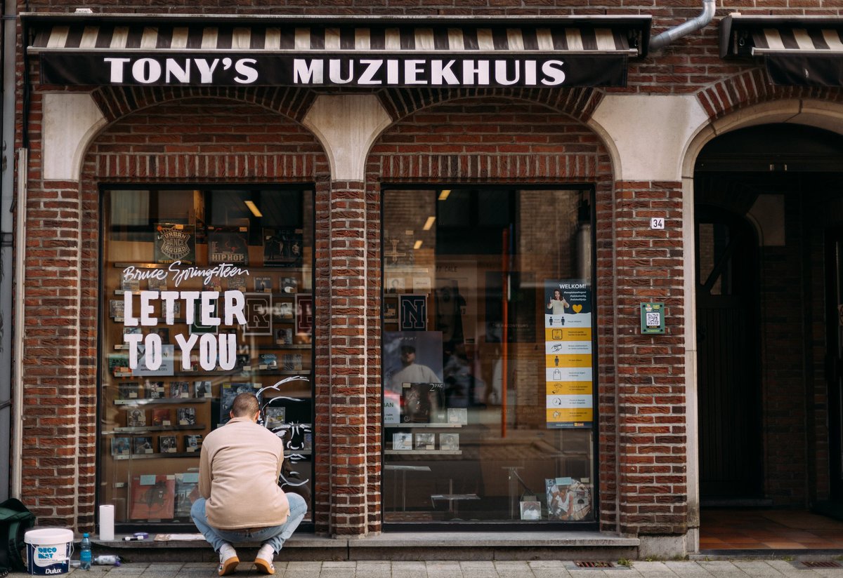 And a beautifully hand-painted window in Belgium! 🇧🇪 Where are you listening to #LetterToYou? 