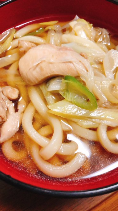 今日の夕食は鶏肉入りのうろん♪ポコちゃん来ないかなぁ〜#うどんの国の金色毛鞠#ポコちゃん 今日の夕食は鶏肉入りのうろん♪ポコちゃん来ないかなぁ〜#うどんの国の金色毛鞠#ポコちゃん