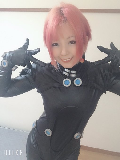とある方にGANTZの衣装を頂いたので試着\(//∇//)💓髪色がパピコの謎のキャラクターが出来上がった(*゚∀゚*)w とある方にGANTZの衣装を頂いたので試着\(//∇//)💓髪色がパピコの謎のキャラクターが出来上がった(*゚∀゚*)w