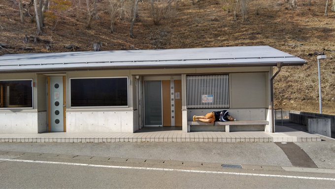 あのトイレでうとうと……#ゆるキャン あのトイレでうとうと……#ゆるキャン