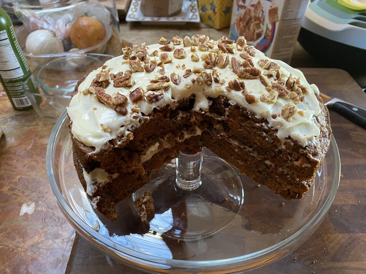 I done did do bake a carrot cake 