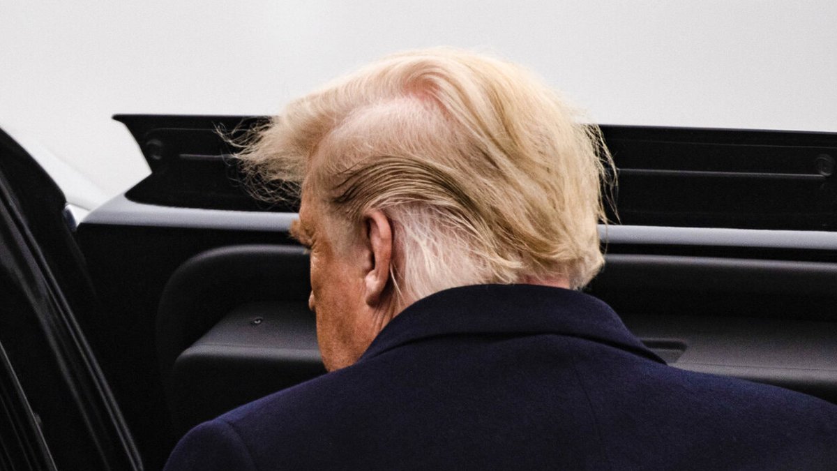 It would appear that he is now styling his hair with hummus. 