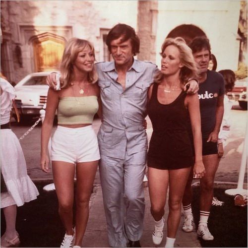 1977 - Hef post tennis game Playboy Mansion in LA.
#scrapbooksaturday 