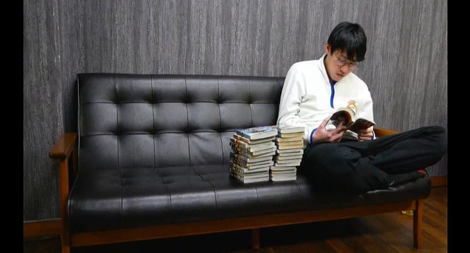 【お知らせ】昨日開催された『ネタ中にトルティーヤ陽平が火ノ丸相撲を読んでいる映像に突然切り替わるトラブルが続出するライブ 【お知らせ】昨日開催された『ネタ中にトルティーヤ陽平が火ノ丸相撲を読んでいる映像に突然切り替わるトラブルが続出するライブ