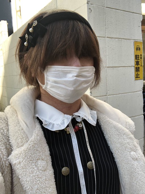 美容院行ってきました。あのボッサボサのゲゲゲの鬼太郎、かーらーのー、しのまり風ヘア😍。春色🌸カラー🌸入れてもらって、テン 美容院行ってきました。あのボッサボサのゲゲゲの鬼太郎、かーらーのー、しのまり風ヘア😍。春色🌸カラー🌸入れてもらって、テン