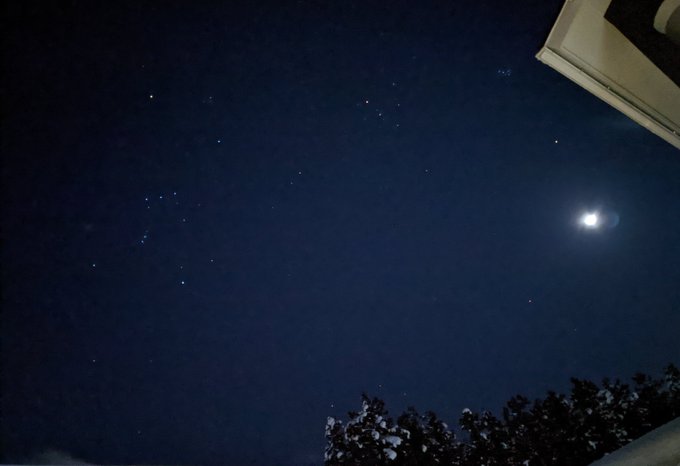 今夜は曇り空だから昨夜の赤🌟並びで…おやすみなさい🌙💤流れ星見たいなぁ✩.*˚#ベテルギウス #アルデバラン#火星 そし 今夜は曇り空だから昨夜の赤🌟並びで…おやすみなさい🌙💤流れ星見たいなぁ✩.*˚#ベテルギウス #アルデバラン#火星 そし