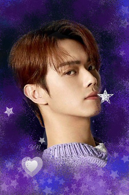 今日の1枚💗見上げてごらん💙夜の星を💜許凱の星を💚イケメンの光が🧡みんなの幸せ祈ってる🎶🎵おやすみなさい💕💕💕#シュー· 今日の1枚💗見上げてごらん💙夜の星を💜許凱の星を💚イケメンの光が🧡みんなの幸せ祈ってる🎶🎵おやすみなさい💕💕💕#シュー·