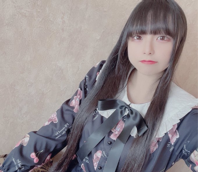 今日も1日お疲れ様です✋お母さんがかわいいの昨日買ってきてくれたから着てお出かけして五一でボイトレ受けてきたの🤸今日もプ 今日も1日お疲れ様です✋お母さんがかわいいの昨日買ってきてくれたから着てお出かけして五一でボイトレ受けてきたの🤸今日もプ