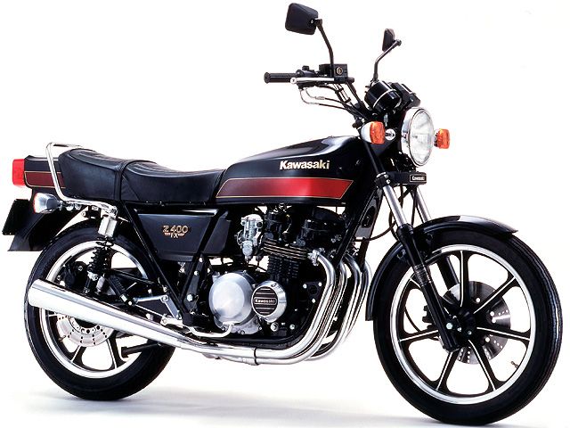ばくおん!でこのバイクが店の肥やしになってて絶対売れないとか言われてて「なんで!?」って思ったけど、旧車ブームはそれより ばくおん!でこのバイクが店の肥やしになってて絶対売れないとか言われてて「なんで!?」って思ったけど、旧車ブームはそれより