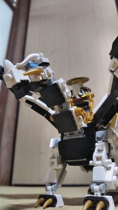 今日は、レゴ (LEGO) ニンジャゴー ロイヤル・ドラゴン:アルビリオン 71718を組みました。かっこいい……!爪や 今日は、レゴ (LEGO) ニンジャゴー ロイヤル・ドラゴン:アルビリオン 71718を組みました。かっこいい……!爪や