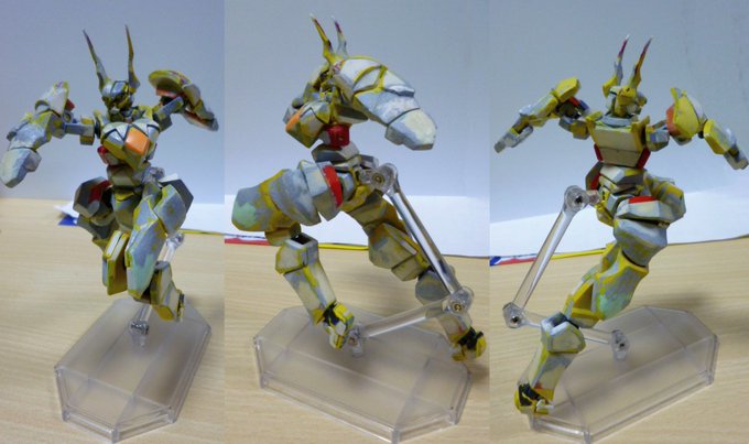 #みなさん去年の今頃はどんな模型作りました クロムクロのメーカー品が結局出ない悲劇。無謀な自作をスタートさせてる時期だっ #みなさん去年の今頃はどんな模型作りました クロムクロのメーカー品が結局出ない悲劇。無謀な自作をスタートさせてる時期だっ