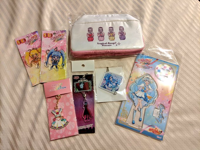 プリストの戦利品!ダルイゼンとサマーはお土産用です😘何気にアクスタ初めて買った笑推しのひめちゃんキーホルダー買うの3回目 プリストの戦利品!ダルイゼンとサマーはお土産用です😘何気にアクスタ初めて買った笑推しのひめちゃんキーホルダー買うの3回目