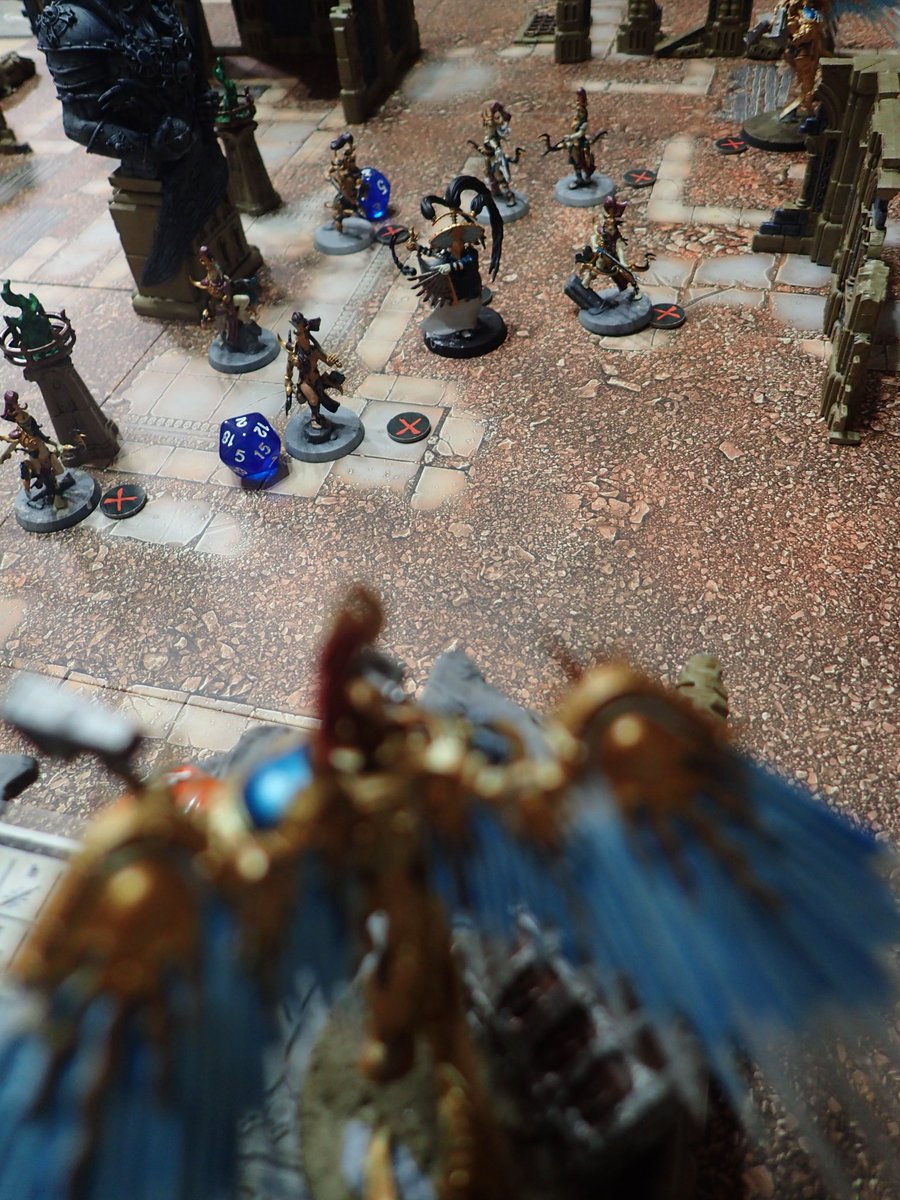 test ツイッターメディア - 人生二度目のウォークライはSTORMCAST ETERNALS vs BLISSBARB ARCHERS ！4人しかいない金ピカ部隊が宝箱抱えて10人の弓矢部隊から逃げるゲームは楽しかったw最後はプロセキューターがなんとか耐えて勝利！弓矢の射程15mvて…#ウォークライ#ウォーハンマー#warhammer #WarhammerCommunity https://t.co/Tie3Kg49WW