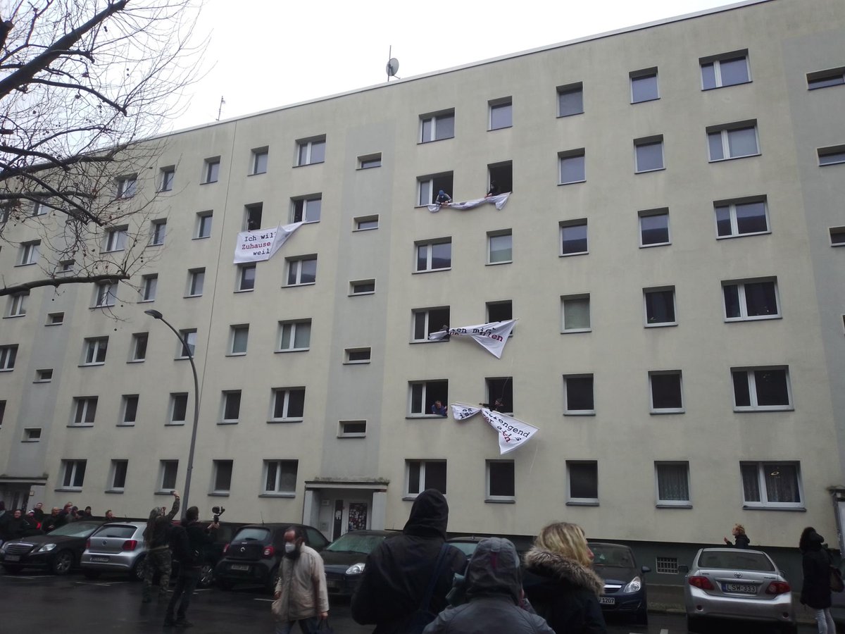 test Twitter Media - Today we have moved in the apartments in #Habersaathstraße 46 again!

Last year we were evicted, for many of us that meant another year on the street.

We now say no more #vacancy, no more #homelessness! #b1812 https://t.co/BkBShTf1xI