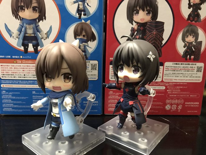 今年ラストの購入フィギュアはねんどろいど防振り組で締めくくりです✨何だかメイプルがサリーを襲っている場面みたいになってし 今年ラストの購入フィギュアはねんどろいど防振り組で締めくくりです✨何だかメイプルがサリーを襲っている場面みたいになってし