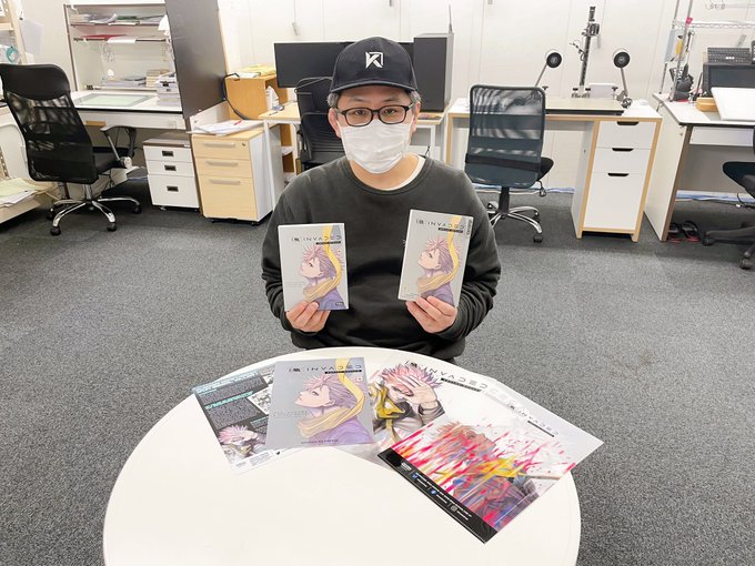 ドイツ版とフランス版の『ID:INVADED #BLAKEBLOKEN』が届きました✨特典には #小玉有起 さんのイラス ドイツ版とフランス版の『ID:INVADED #BLAKEBLOKEN』が届きました✨特典には #小玉有起 さんのイラス
