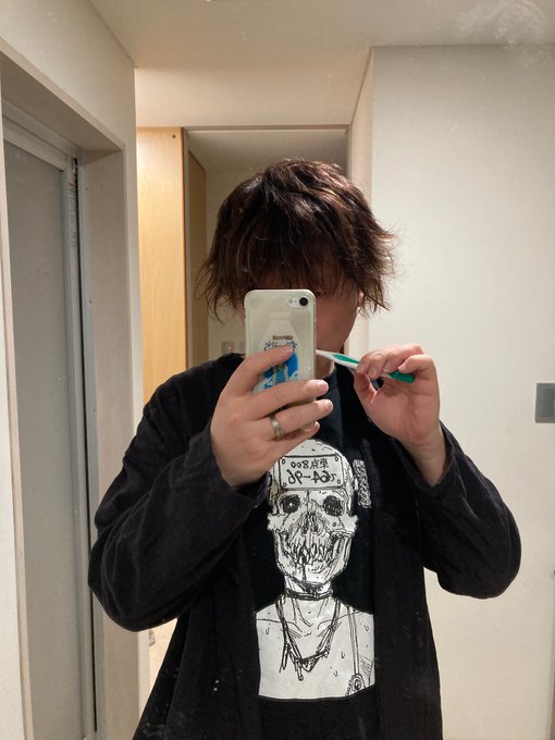 ドロヘドロの恵比寿Tシャツ ヴィレヴァンで買って寝かしておいたデッドストックを我慢出来ずにおろしました ドロヘドロの恵比寿Tシャツ ヴィレヴァンで買って寝かしておいたデッドストックを我慢出来ずにおろしました