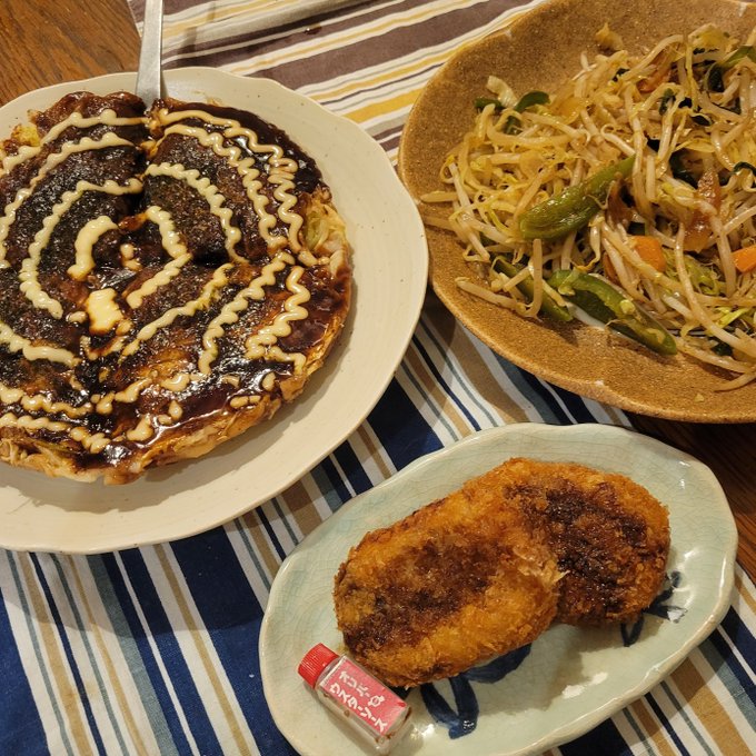 空海さんで豚玉と野菜炒めをテイクアウト!ひょうご五国ワールドさんで鬼平コロッケをテイクアウト!白鶴さんのりんご酒でぷるぷ 空海さんで豚玉と野菜炒めをテイクアウト!ひょうご五国ワールドさんで鬼平コロッケをテイクアウト!白鶴さんのりんご酒でぷるぷ