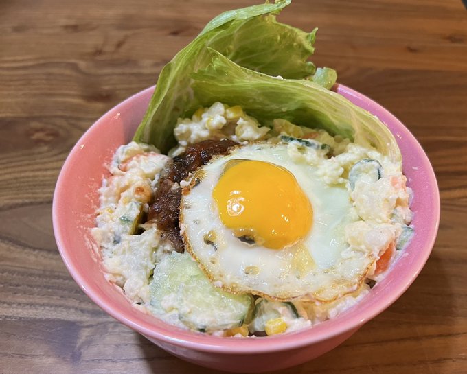 今日の…いや昨日の晩ご飯は「かくりよの宿飯」の再現料理。第6話の葵がサスケ君にメニューの味見ってことで出したロコモコ丼の 今日の…いや昨日の晩ご飯は「かくりよの宿飯」の再現料理。第6話の葵がサスケ君にメニューの味見ってことで出したロコモコ丼の
