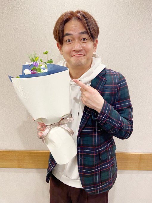 我らが主演!なすなかにし那須晃行さんの結婚が発表されたです!🎉👏🎊🥳おめむすび!!㊗️キレキレのツッコミで笑いの絶えない 我らが主演!なすなかにし那須晃行さんの結婚が発表されたです!🎉👏🎊🥳おめむすび!!㊗️キレキレのツッコミで笑いの絶えない